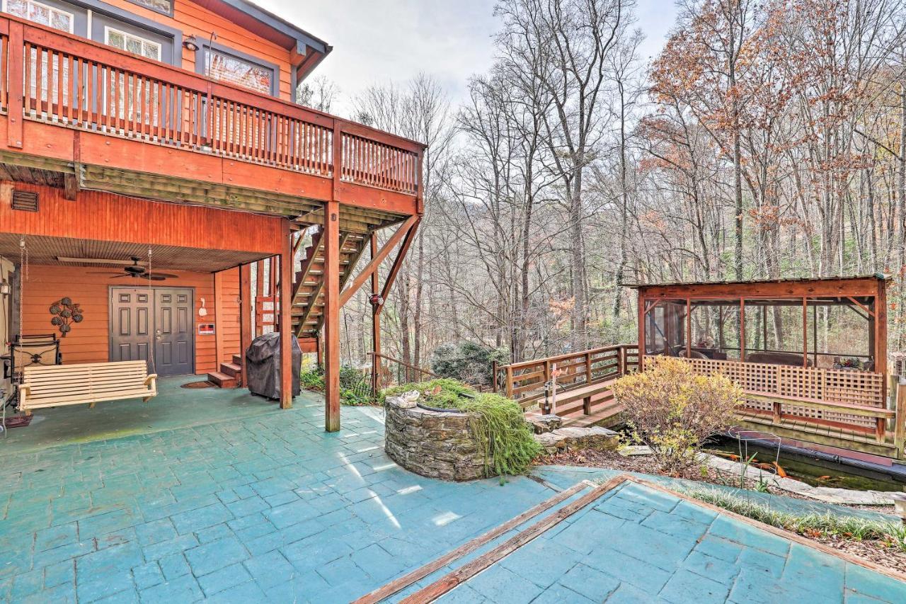 Asheville Mountain Getaway With Patio And Koi Pond! Exterior photo